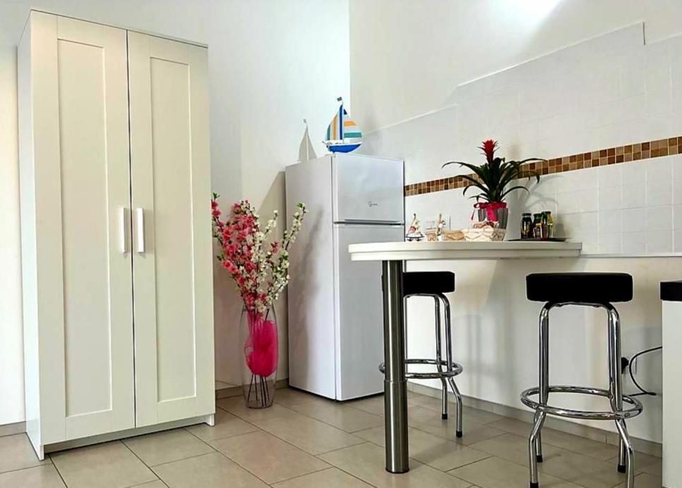 Alfieri Bed&Beach - Free Parking & Wifi ปรายาอามาเร ภายนอก รูปภาพ